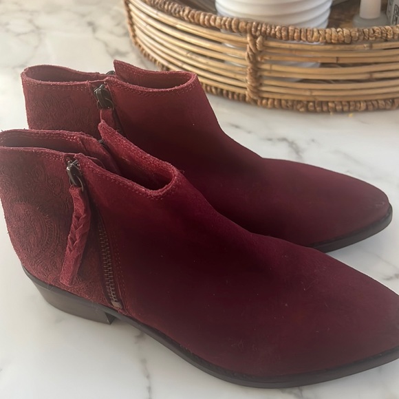 naughty monkey Shoes - Naughty Monkey NWOT Western Red Suede Booties
